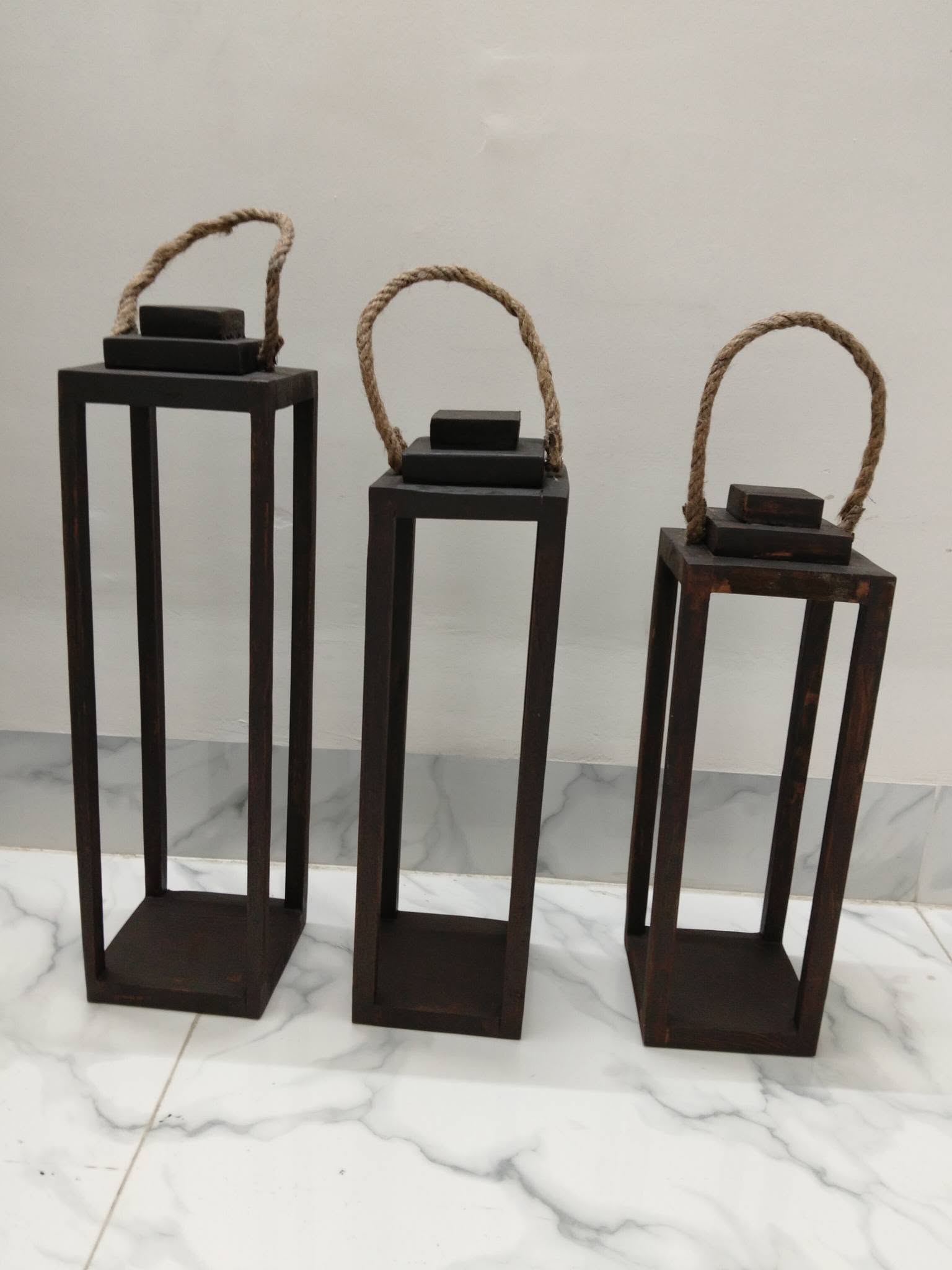 WOODEN LANTERN COLLECTION